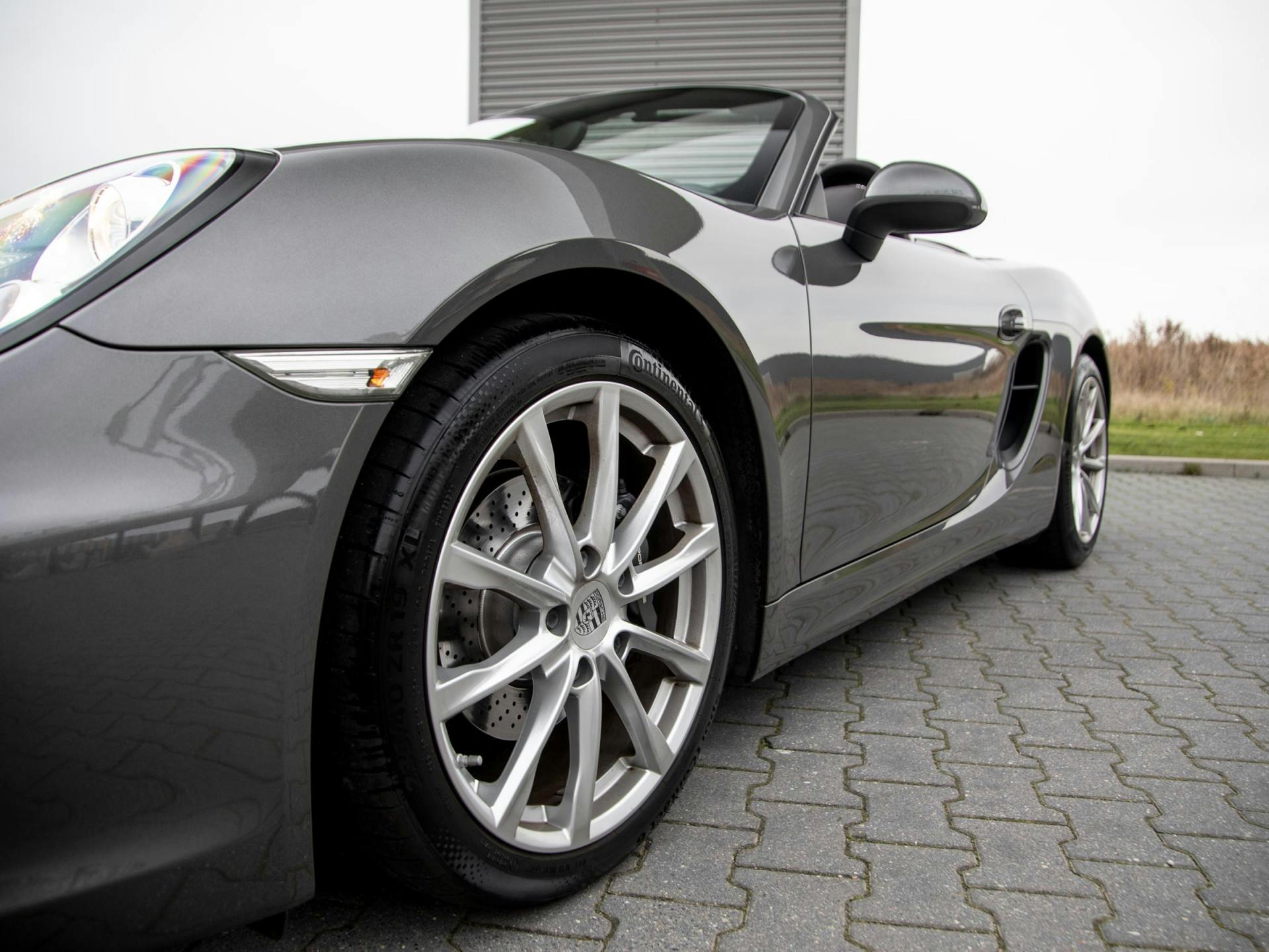 Porsche Boxster 2.7